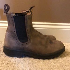 Blundstone boots 5.5